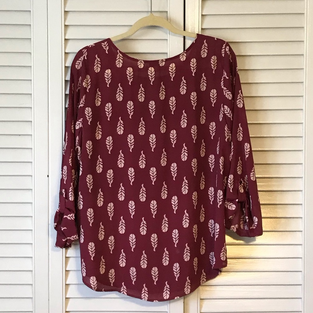 Mi Maroon Feather Pattern Blouse - image 3